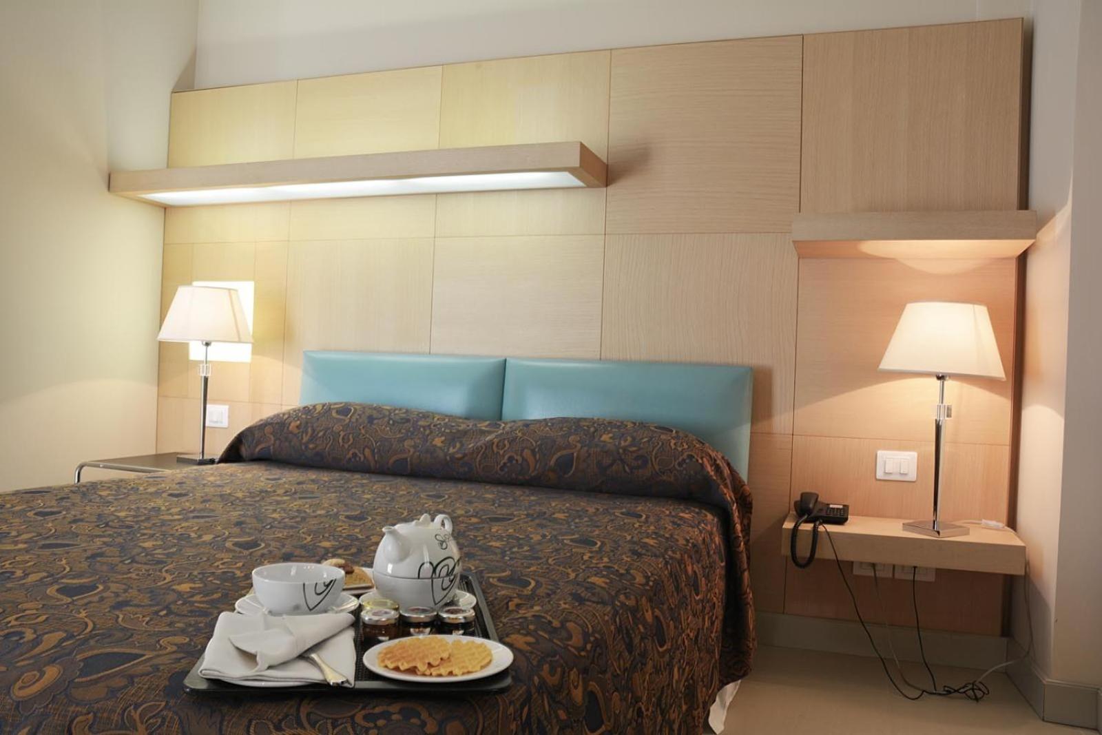 S Hotel 4*